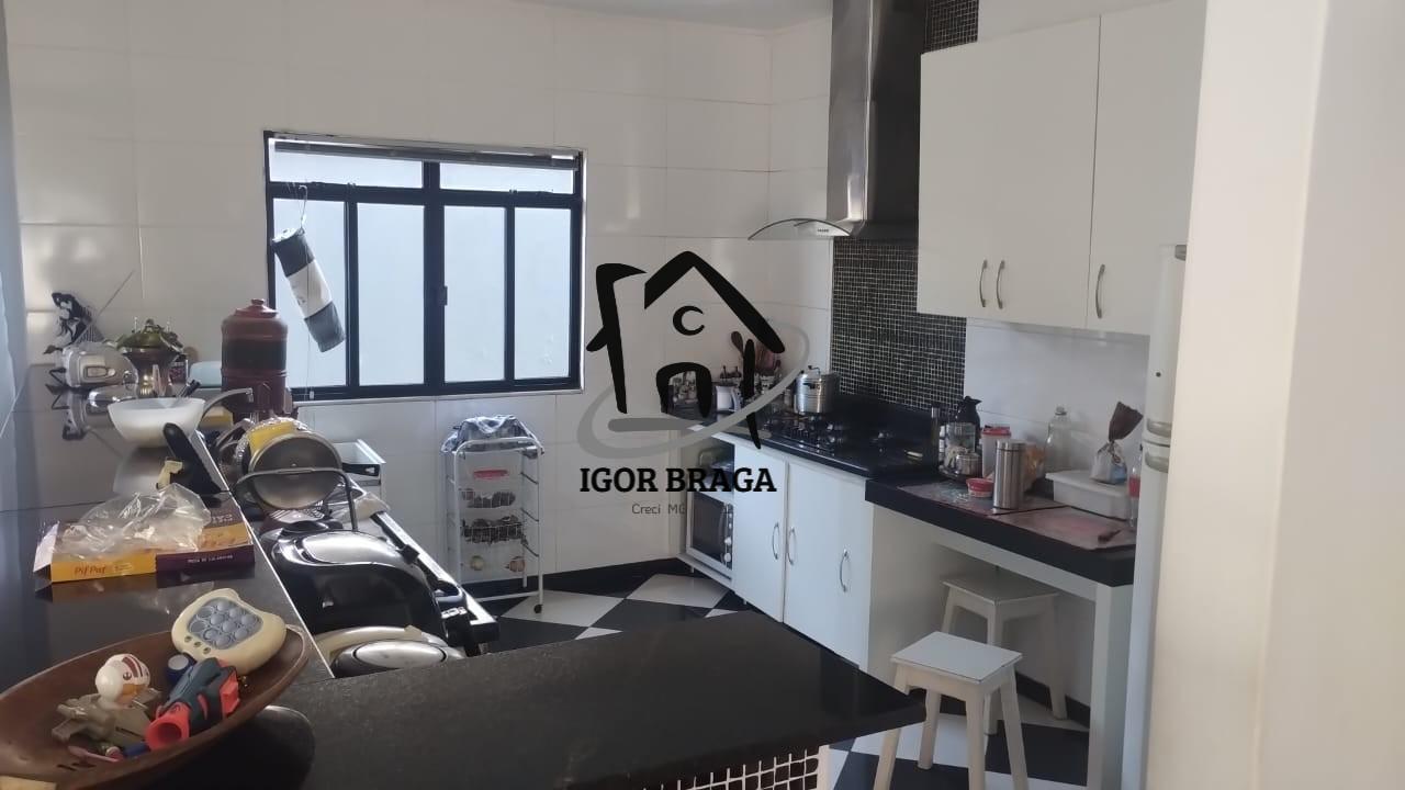 Casa, 6 quartos, 130 m² - Foto 9