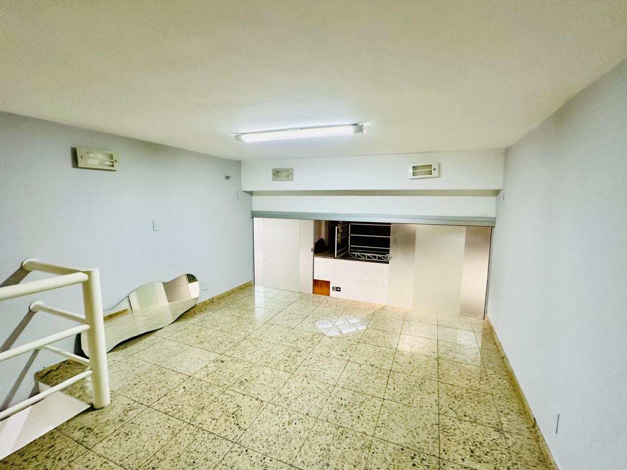 Prédio Inteiro, 54 m² - Foto 2